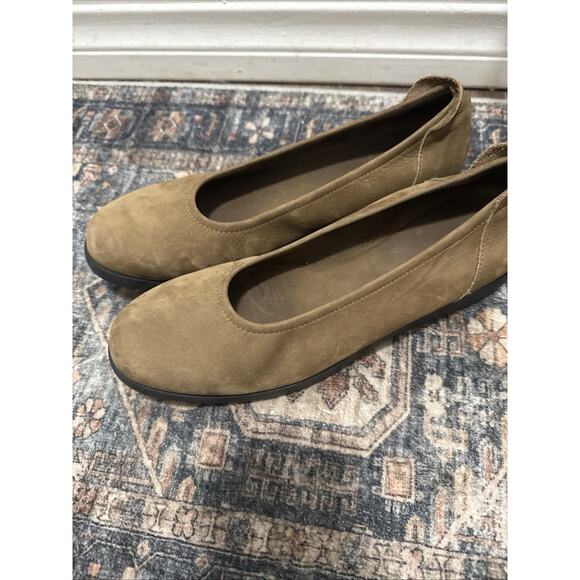 Arch Alblame Flats Women’s Size 8 EUR 39 Nubuck Leather Skip On Comfort - Picture 3 of 7